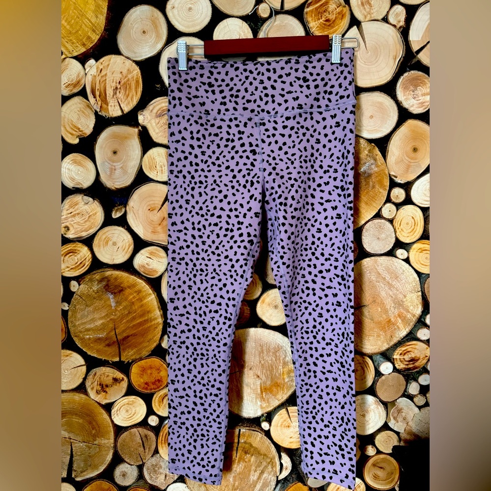 Zyia lilac jaguar legging